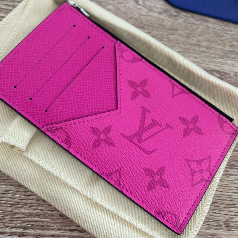 LV TGRAMA COIN CARD HOLDER FUSCHIA